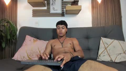 Snapshot of jeremy_wallker chatting on March 8, 2026, 2:04 am Jeremy online show from March 8, 2026, 2:04 am