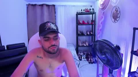 Snapshot of jeremyy_boy chatting on November 11, 2025, 4:34 am Jeremy online show from November 11, 2025, 4:34 am