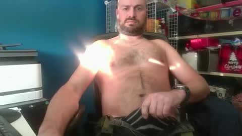 jerere2 online show from February 13, 2026, 7:54 pm