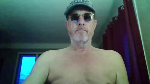 Snapshot of jerflor chatting on February 5, 2026, 4:55 pm jerflor online show from February 5, 2026, 4:55 pm