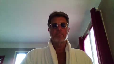 jerflor online show from April 13, 2026, 2:55 pm