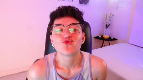 jero harper1 online show from October 14, 2025, 4:08 pm