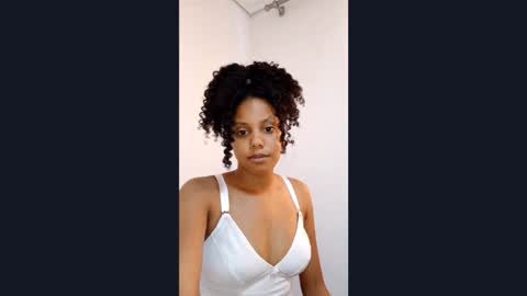 Snapshot of jerricavalladores chatting on February 15, 2026, 1:41 pm Bella online show from February 15, 2026, 1:41 pm