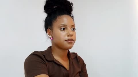 Snapshot of jerricavalladores chatting on February 19, 2026, 9:44 pm Bella online show from February 19, 2026, 9:44 pm