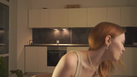 Molly online show from November 3, 2025, 4:08 pm