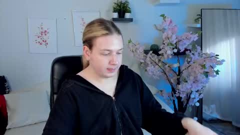 jes_solar online show from September 27, 2025, 11:37 am