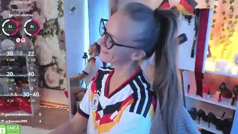 jesica_moon_peachyy online show from July 4, 2026, 4:18 am