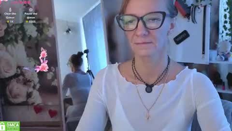 jesica_moon_peachyy online show from July 25, 2026, 5:49 am