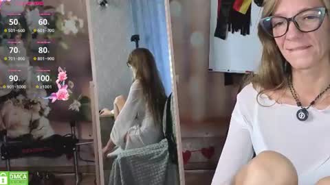jesica_moon_peachyy online show from July 26, 2026, 4:53 am