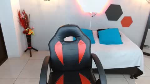 sofi online show from February 25, 2025, 12:58 am