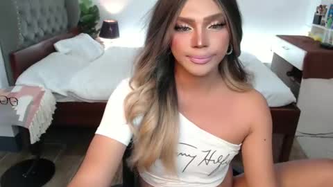 jesie_hot69 online show from March 9, 2025, 7:48 pm