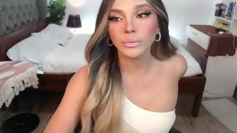 jesie_hot69 online show from March 12, 2025, 12:47 pm