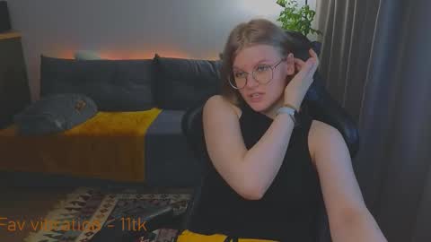  JessieVibes online show from October 2, 2025, 4:03 pm