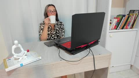 jessica herreraToday I will be your devil and you my victim online show from January 27, 2025, 8:49 pm