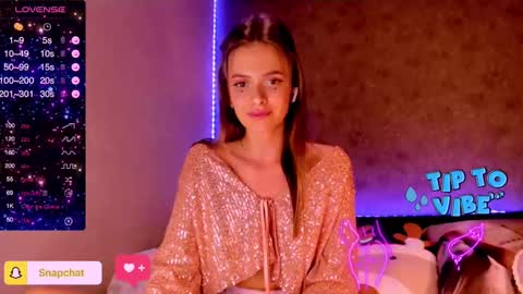 Snapshot of jess_kahawaty chatting on December 31, 2024, 7:51 pm Jess online show from December 31, 2024, 7:51 pm