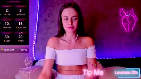 Snapshot of jess_kahawaty chatting on February 22, 2026, 9:24 pm Jess online show from February 22, 2026, 9:24 pm