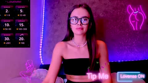 Snapshot of jess_kahawaty chatting on February 27, 2026, 10:32 pm Jess online show from February 27, 2026, 10:32 pm