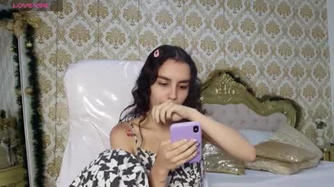 jessb_ online show from January 6, 2026, 6:33 pm