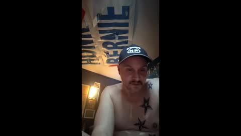 Snapshot of jessebigballsyyz chatting on April 29, 2026, 10:38 pm jessebigballsyyz online show from April 29, 2026, 10:38 pm