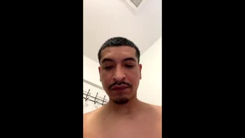 Hungjessy online show from February 2, 2025, 9:34 pm