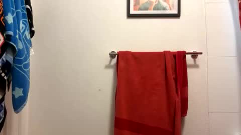 Hungjessy online show from November 24, 2025, 8:30 pm