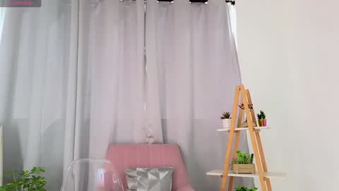 bella  adams online show from January 22, 2025, 8:06 pm