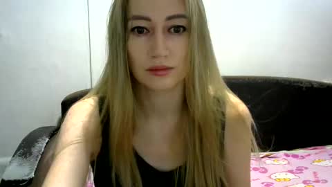 JessFox1 online show from December 23, 2024, 4:01 am