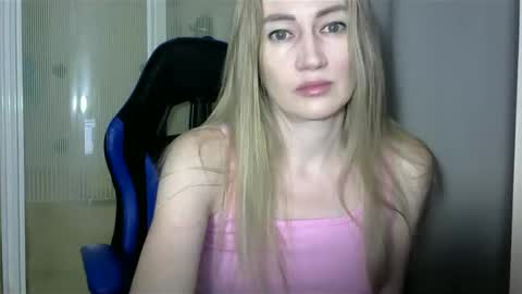 JessFox1 online show from December 26, 2024, 9:58 pm