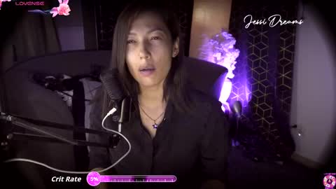 Jessica Gomez online show from November 11, 2025, 4:34 am