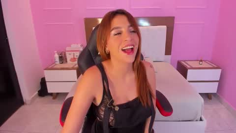 Snapshot of jessi_jones1 chatting on October 21, 2025, 3:18 am J E S S I online show from October 21, 2025, 3:18 am