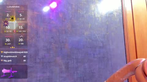 Snapshot of jessica_glow chatting on January 9, 2025, 10:20 pm Jessi online show from January 9, 2025, 10:20 pm