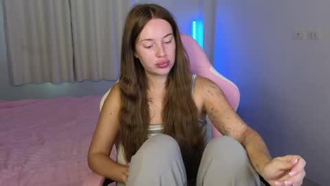 Jessy online show from May 22, 2026, 2:51 am