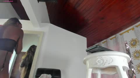 Snapshot of jessica_mendoza2 chatting on May 4, 2026, 9:00 pm Jessica Mendoza online show from May 4, 2026, 9:00 pm
