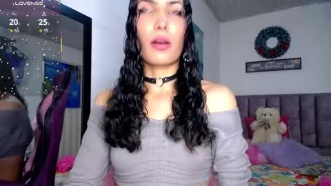 jessica_princess8511 online show from May 16, 2026, 7:34 pm
