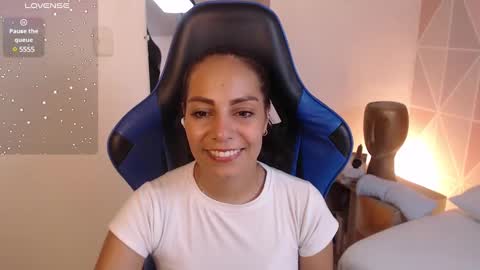 jessica_taylor_22 online show from January 14, 2025, 7:21 pm