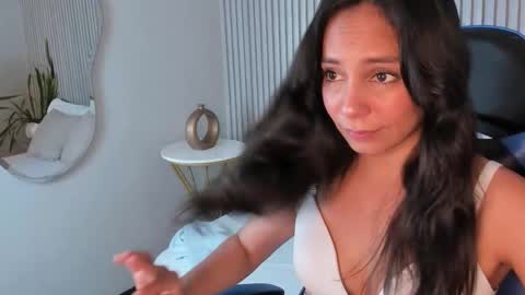 jessica_taylor_22 online show from March 27, 2026, 8:19 pm
