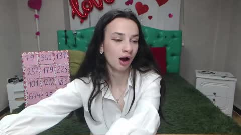 JessicaBreez online show from May 13, 2026, 5:16 am