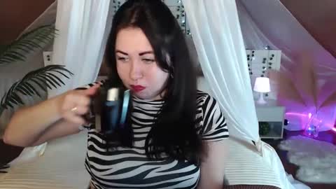 Snapshot of jessicaevanse chatting on November 22, 2025, 6:23 am jessicaevanse online show from November 22, 2025, 6:23 am