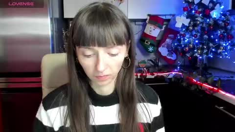 jessicaforris online show from December 6, 2024, 7:32 am
