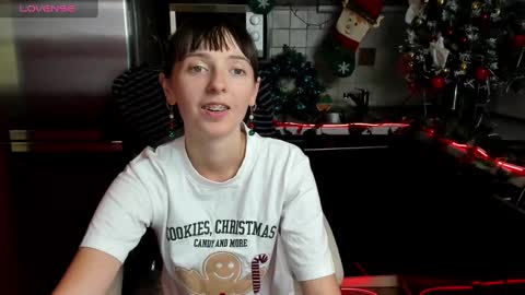 jessicaforris online show from December 21, 2024, 11:01 am