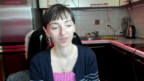 jessicaforris online show from January 13, 2025, 10:47 am