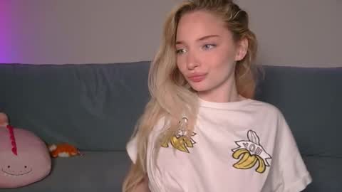 Jessica online show from November 28, 2025, 9:28 pm