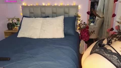Snapshot of jessie_gomez chatting on March 5, 2025, 10:54 pm Sofia online show from March 5, 2025, 10:54 pm