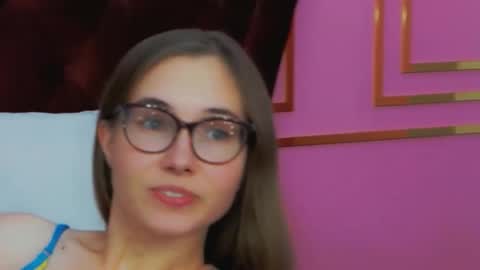 JessieJuss online show from October 15, 2025, 1:55 pm