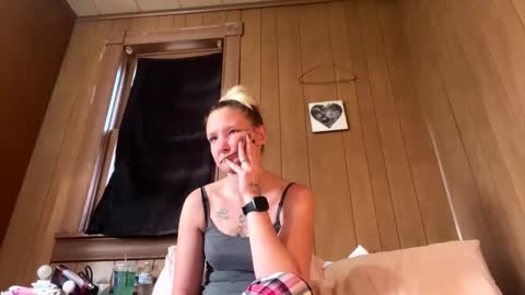 Wonderland online show from December 3, 2024, 8:28 pm