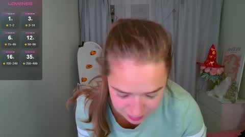 Jessi online show from October 25, 2025, 1:51 pm