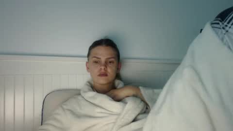 jessieryan online show from October 1, 2025, 3:56 am