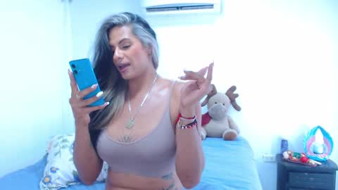 Snapshot of jessigomez chatting on December 29, 2024, 9:41 pm JESSI GOMEZ online show from December 29, 2024, 9:41 pm