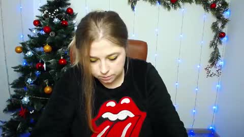 Jess online show from December 13, 2024, 7:47 am