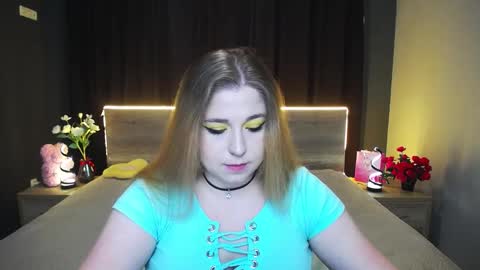 Jess online show from November 17, 2025, 8:53 am